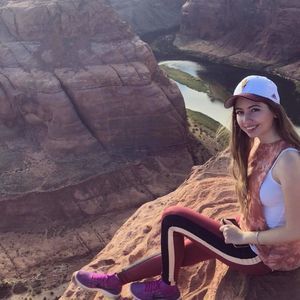 Meet your Posher, Leila